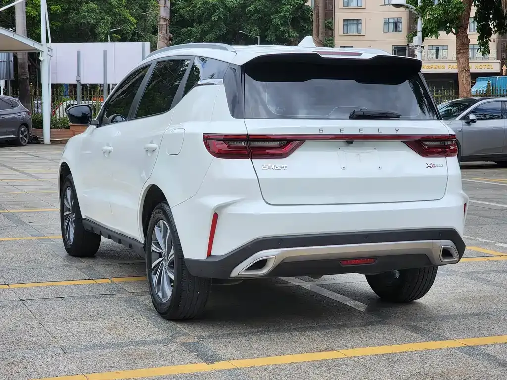 Geely Vision X6 — фото 4