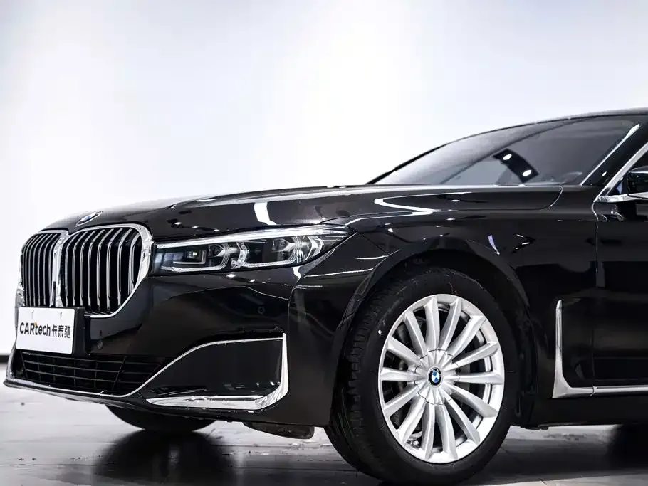 BMW 7 Series — фото 4