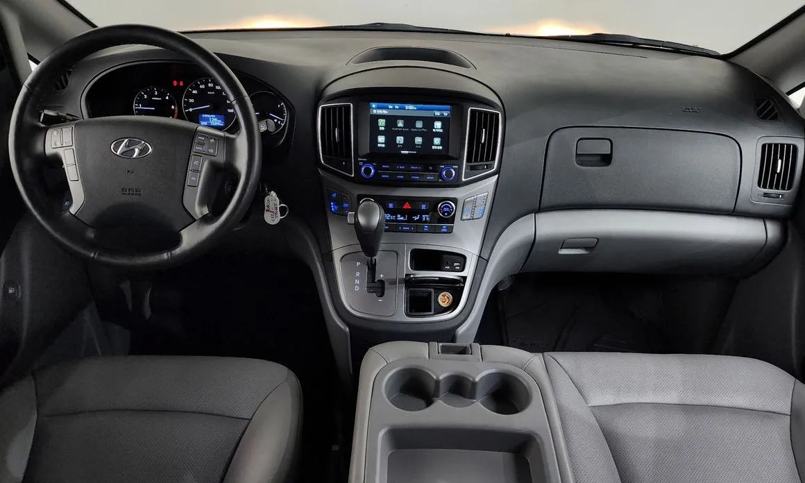 Hyundai Starex — фото 10