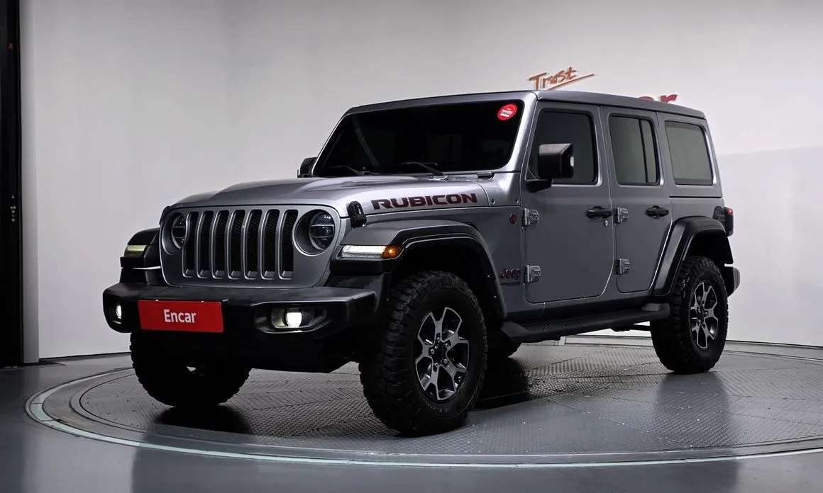 Jeep Wrangler — фото 1