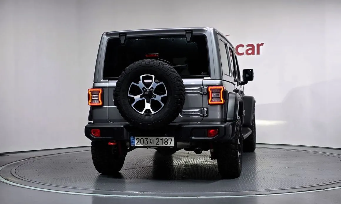 Jeep Wrangler — фото 4