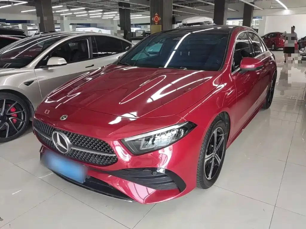 Mercedes-Benz A-Class — фото 1