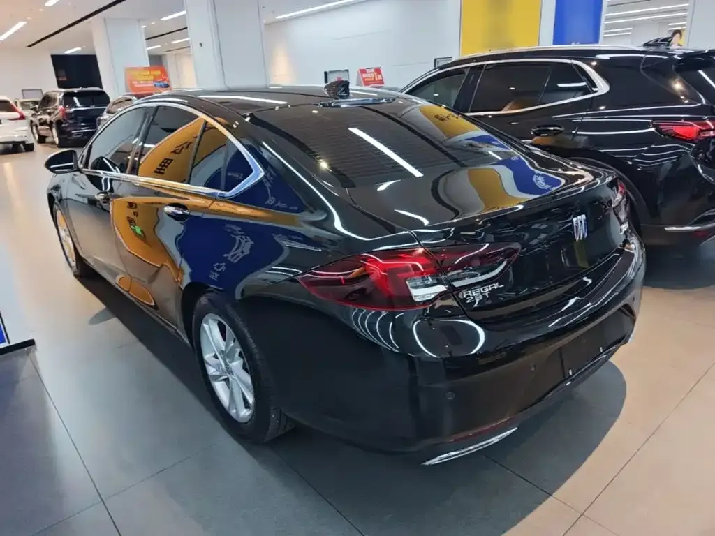 Buick Regal — фото 10