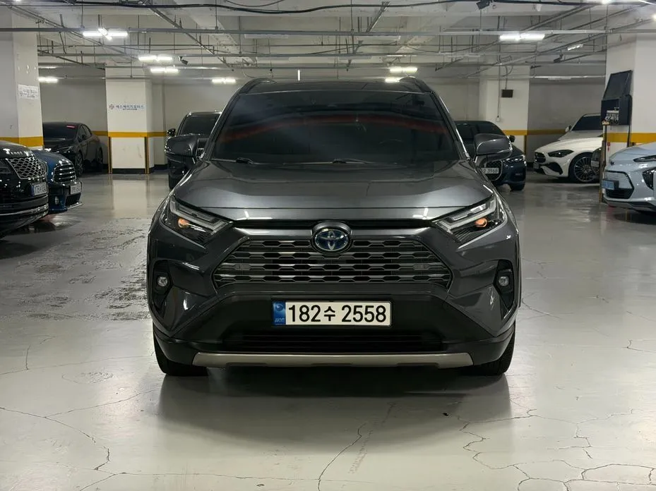 Toyota RAV4 — фото 3