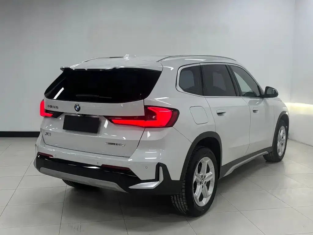 BMW X1 — фото 3