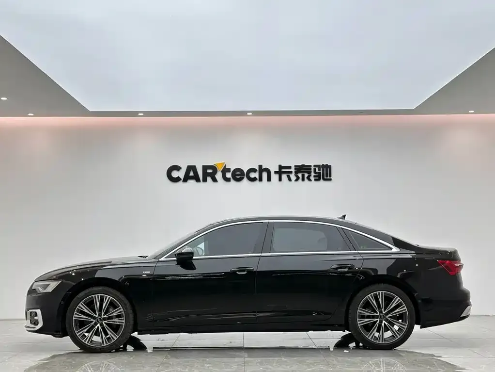 Audi A6L — фото 6