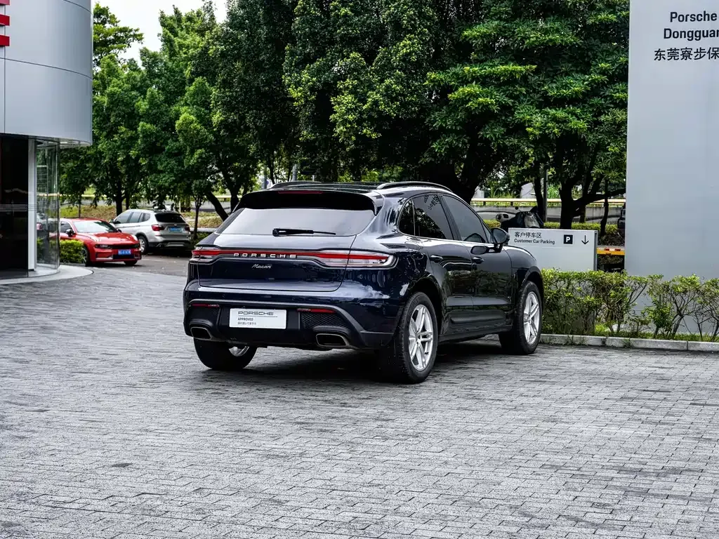 Porsche Macan — фото 9