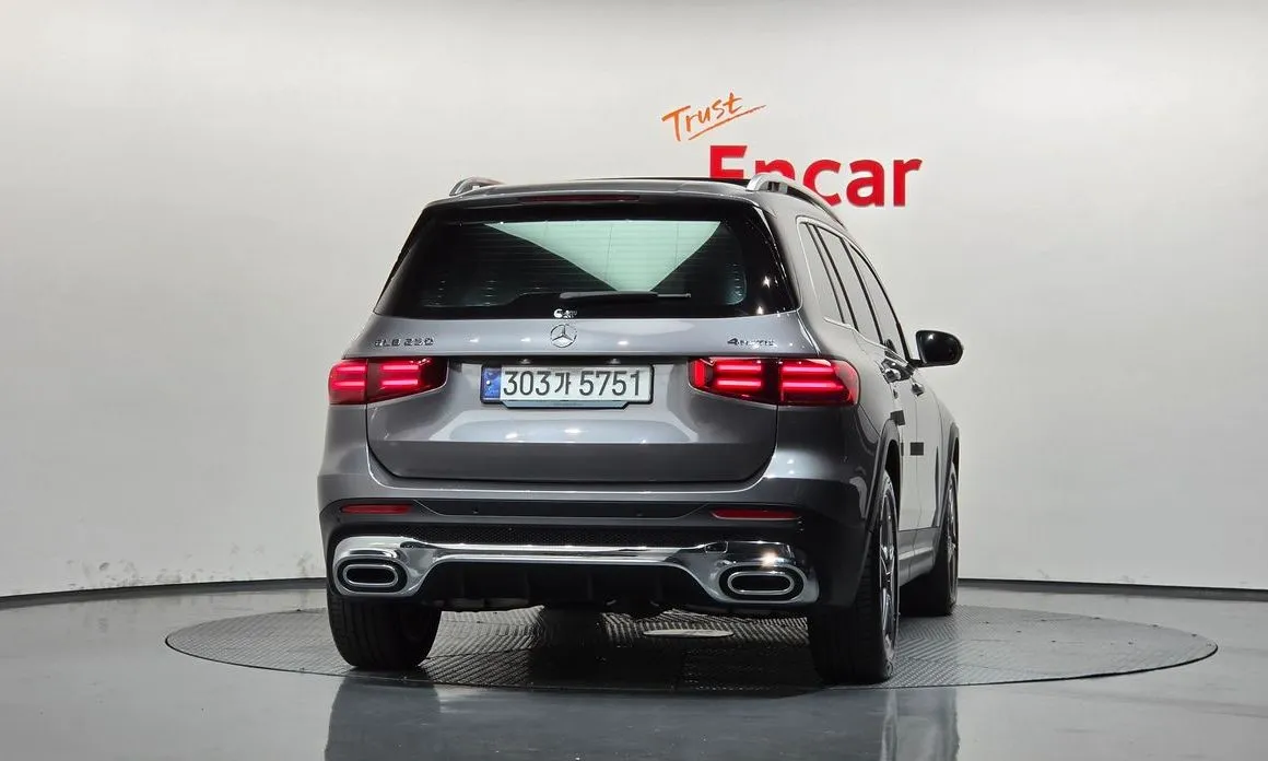 Mercedes-Benz GLB-Class — фото 4
