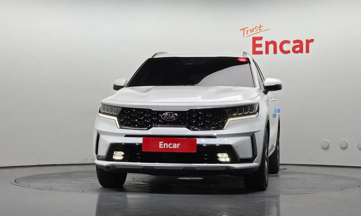 Kia Sorento — фото 4