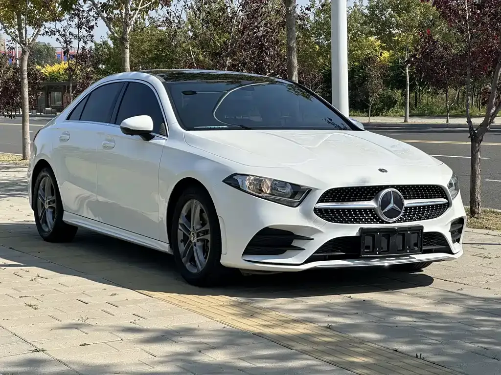 Mercedes-Benz A-Class — фото 9