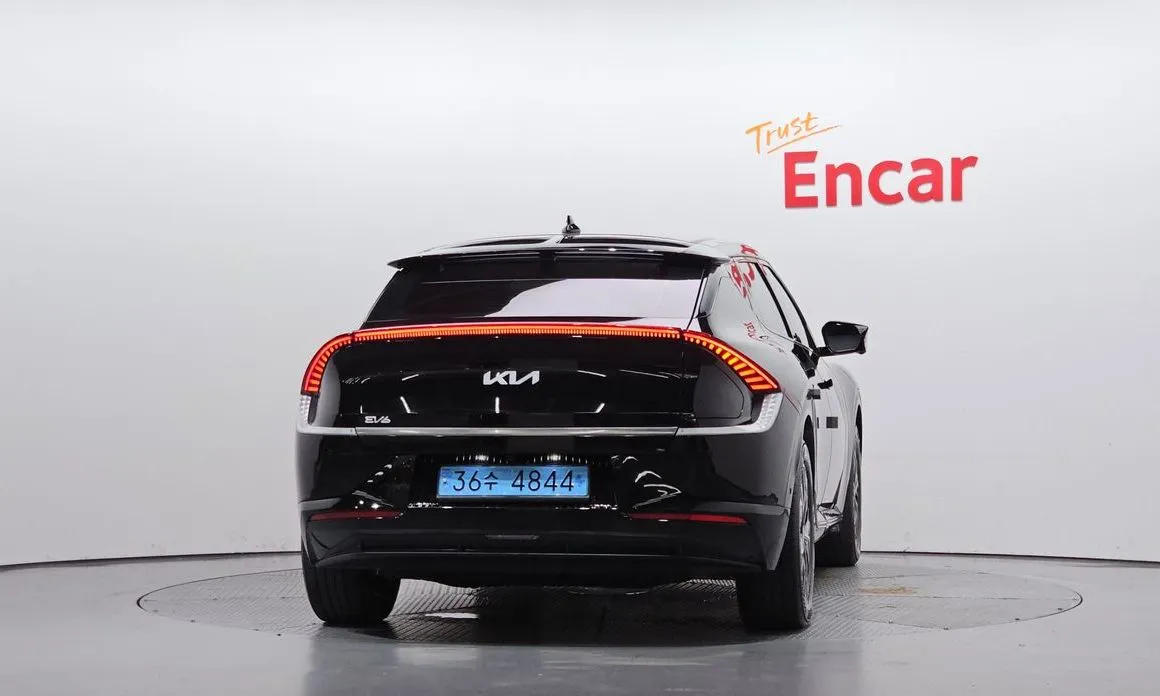 Kia EV6 — фото 6