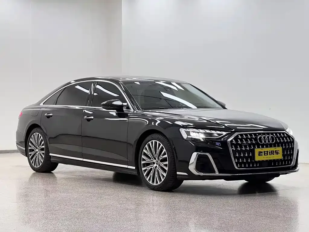 Audi A8 — фото 3