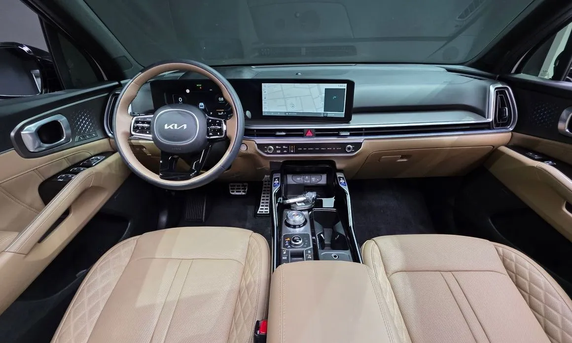 Kia Sorento — фото 8