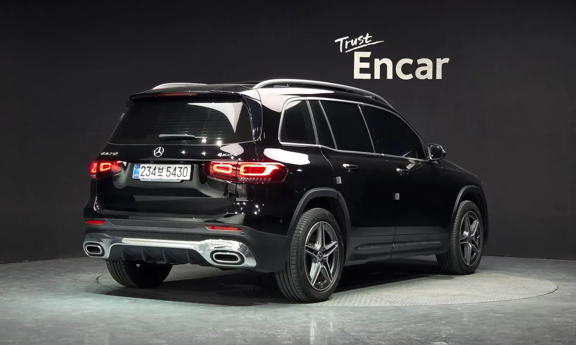 Mercedes-Benz GLB-Class — фото 6