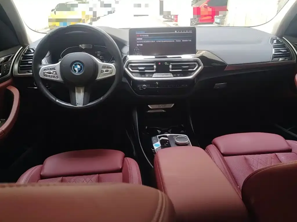 BMW iX3 — фото 10