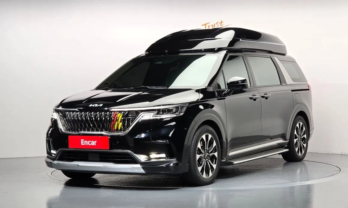 Kia Carnival — фото 1