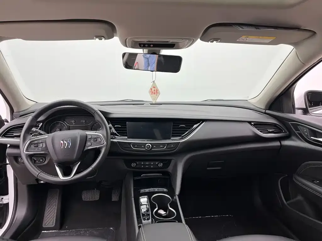 Buick Regal — фото 10