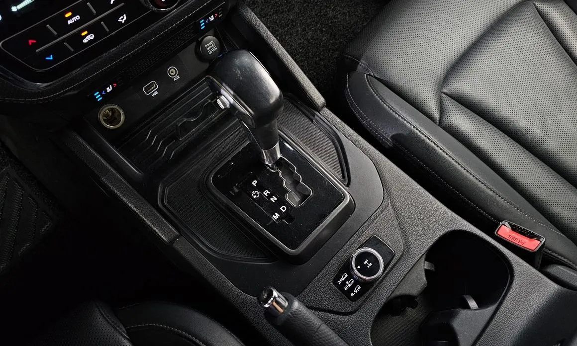 KG Mobility (Ssangyong) Rexton — фото 8
