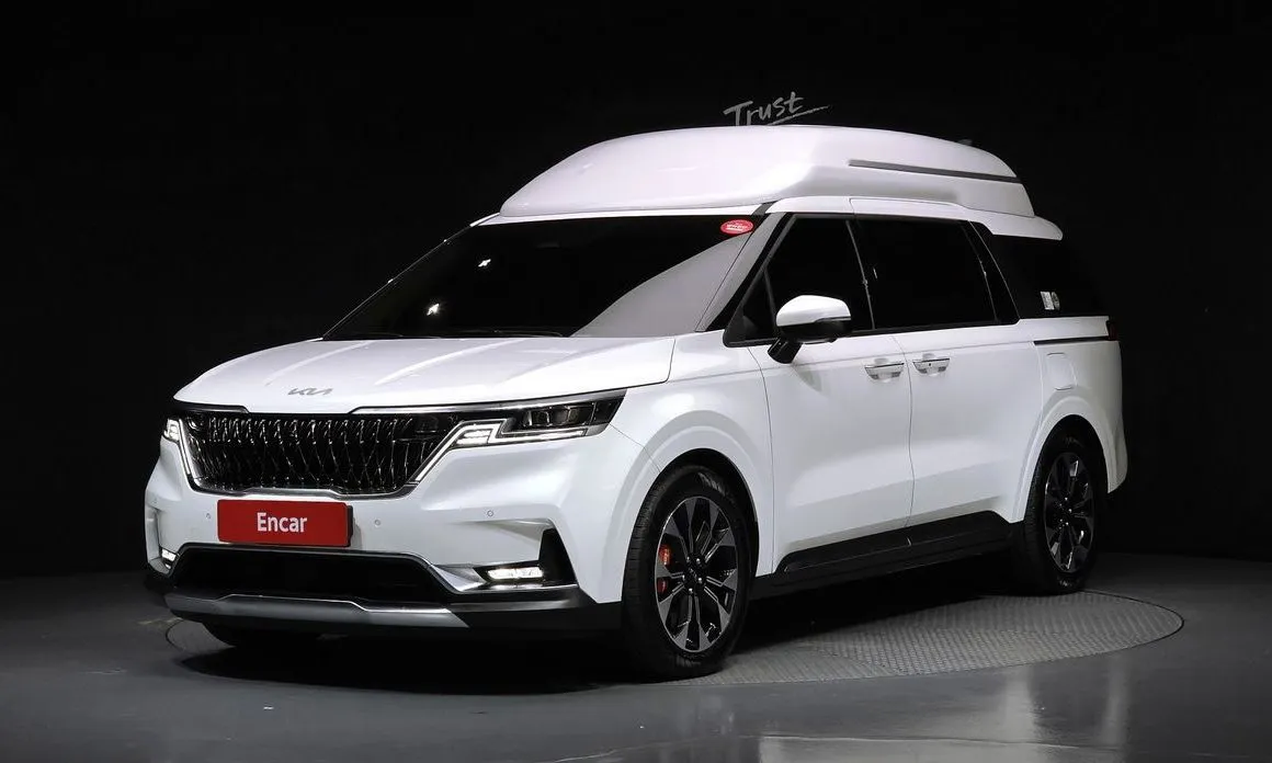 Kia Carnival — фото 1