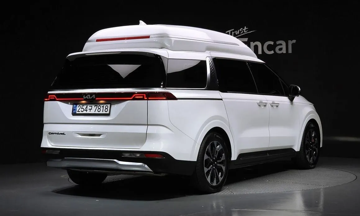 Kia Carnival — фото 5