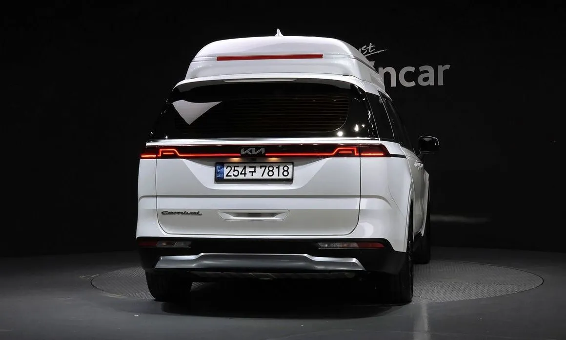 Kia Carnival — фото 4