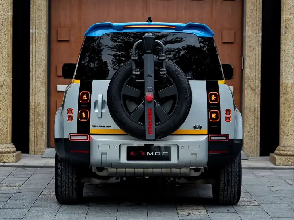 Land Rover Defender — фото 2