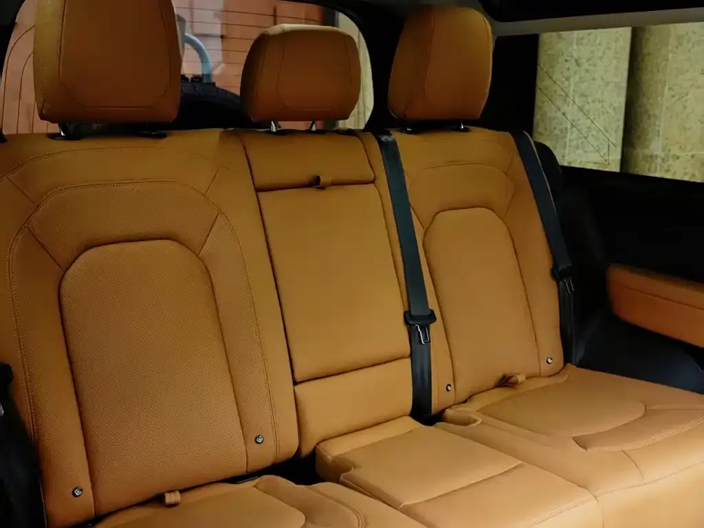 Land Rover Defender — фото 10