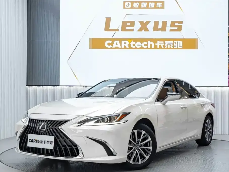 Lexus ES — фото 4