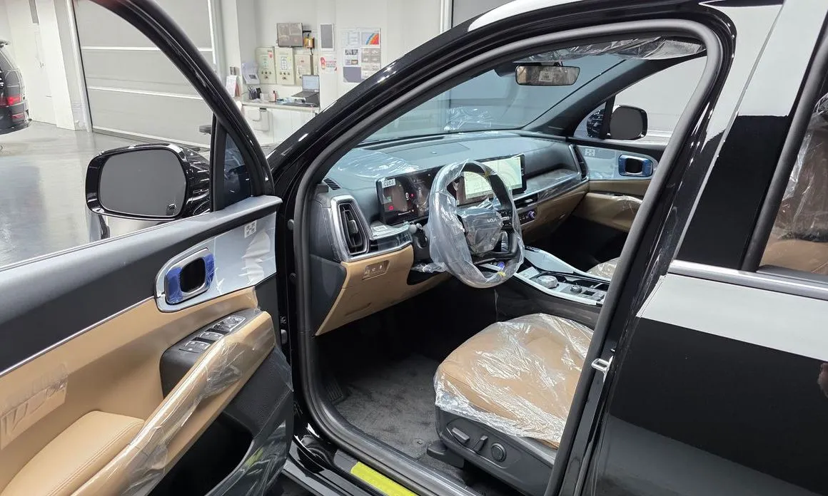 Kia Sorento — фото 10