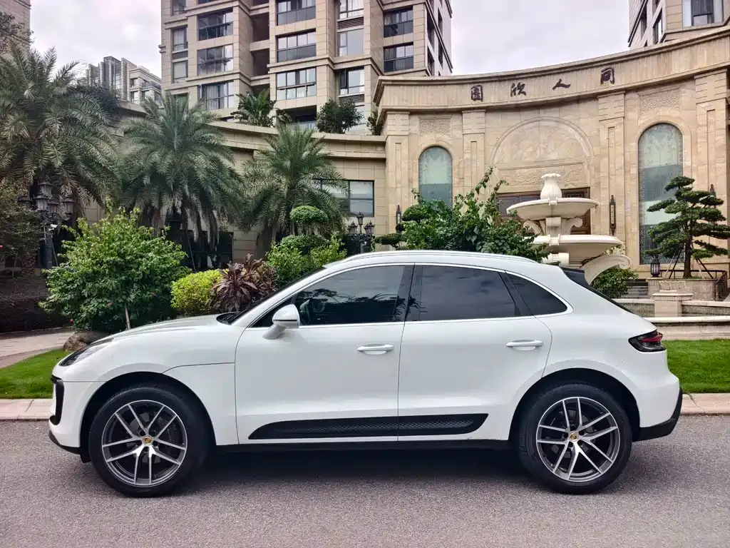 Porsche Macan — фото 10