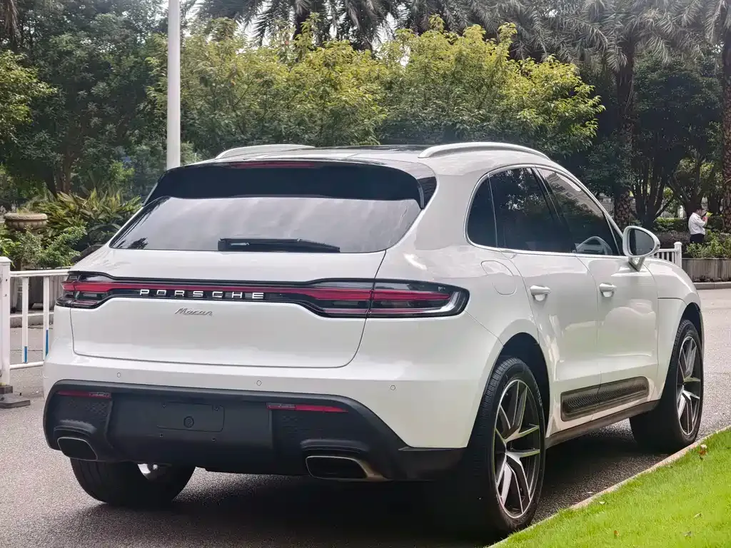 Porsche Macan — фото 9