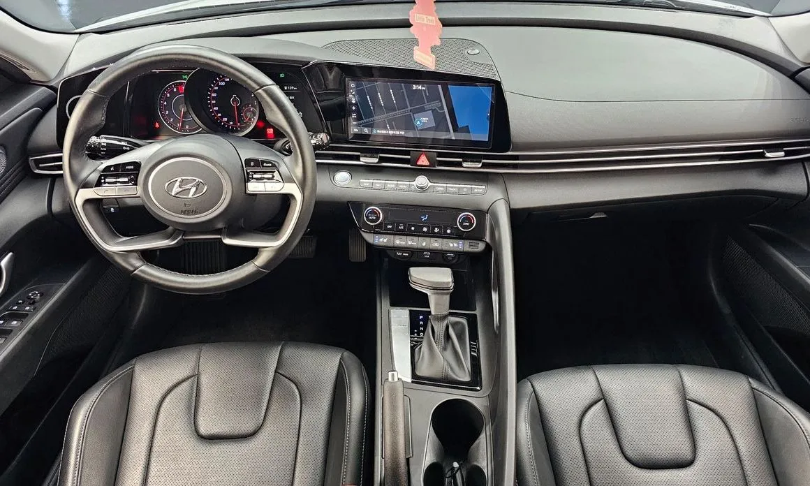 Hyundai AVANTE — фото 9