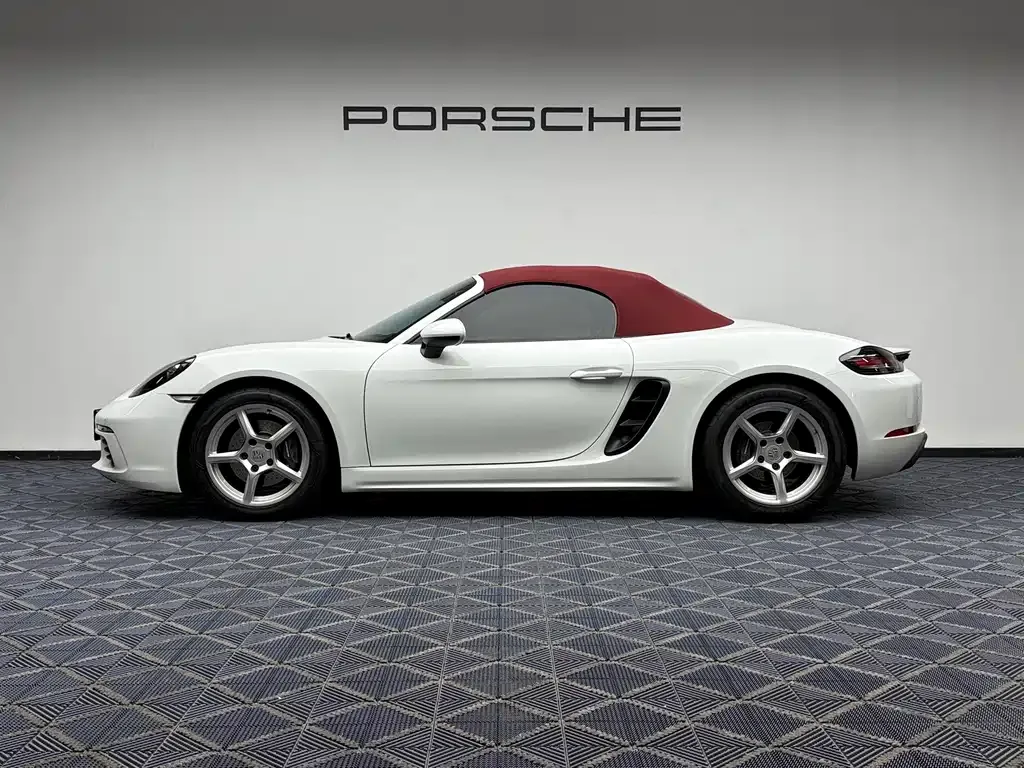 Porsche 718 — фото 6