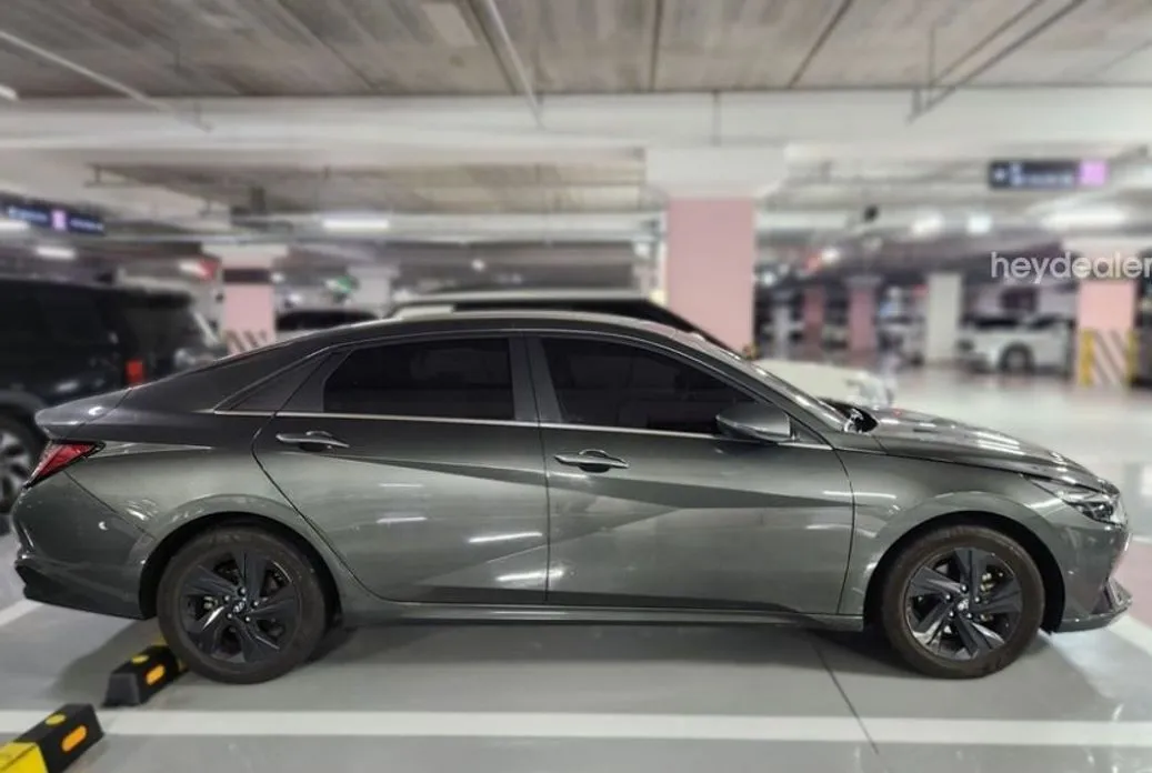 Hyundai AVANTE — фото 3
