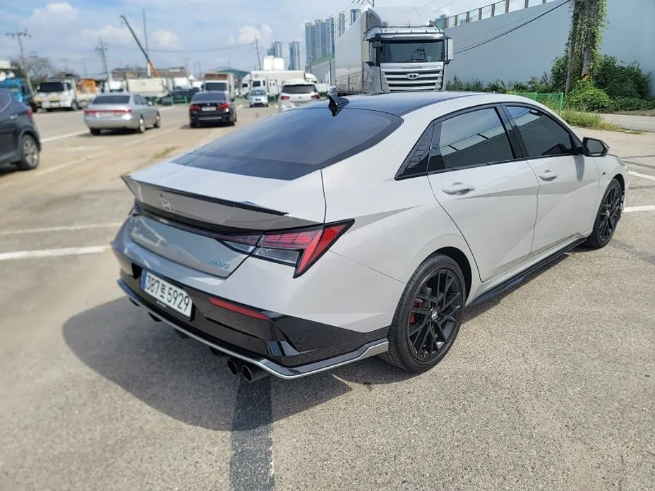 Hyundai AVANTE — фото 2