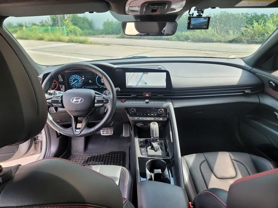 Hyundai AVANTE — фото 6