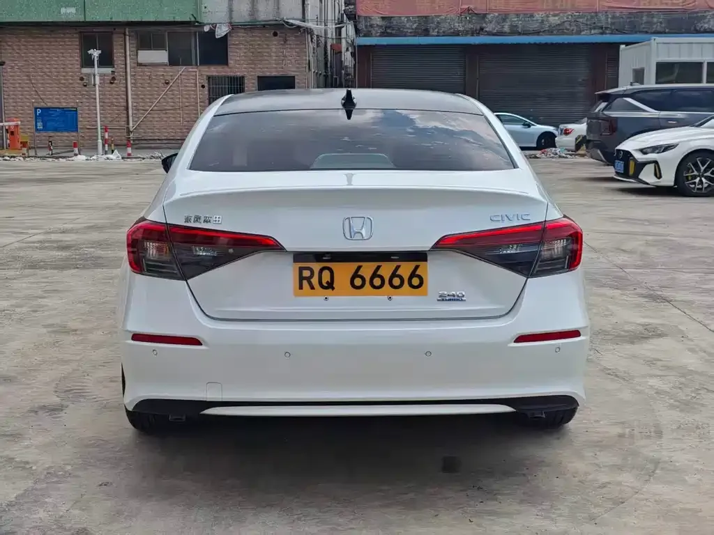 Honda Civic — фото 2