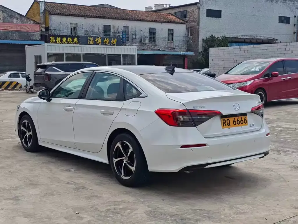 Honda Civic — фото 6