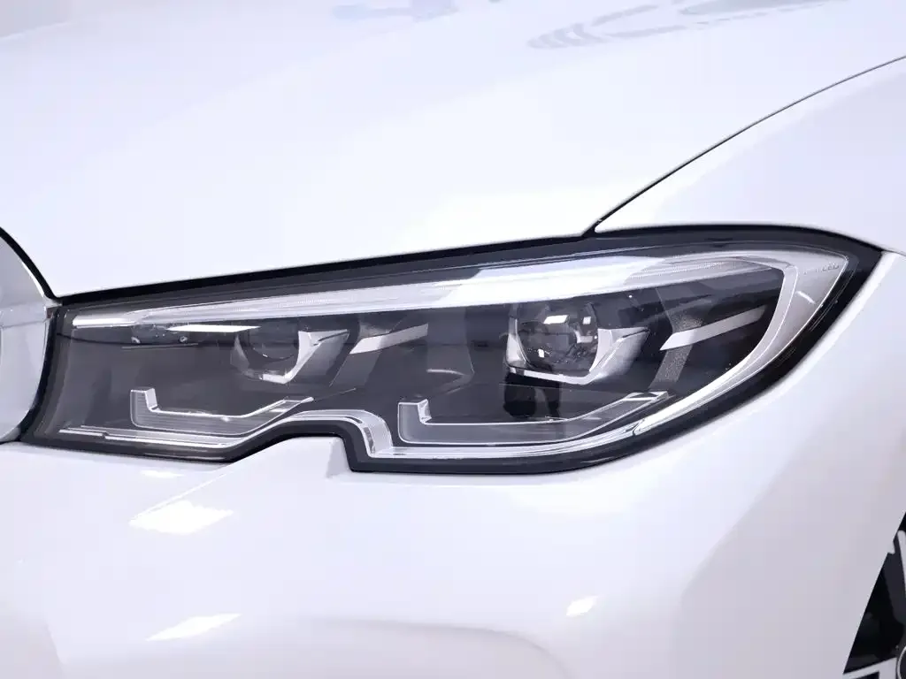 BMW 3 Series — фото 10