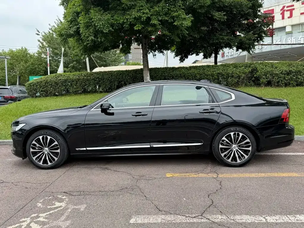 Volvo S90 — фото 6