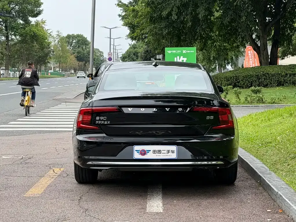 Volvo S90 — фото 10