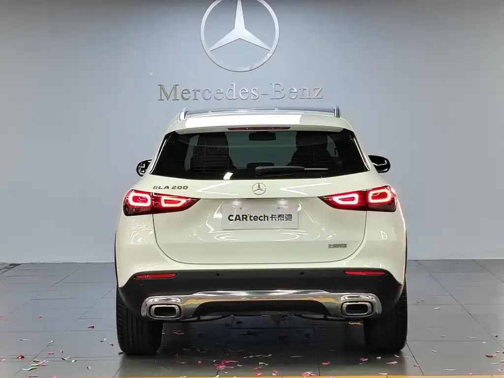 Mercedes-Benz GLA — фото 8
