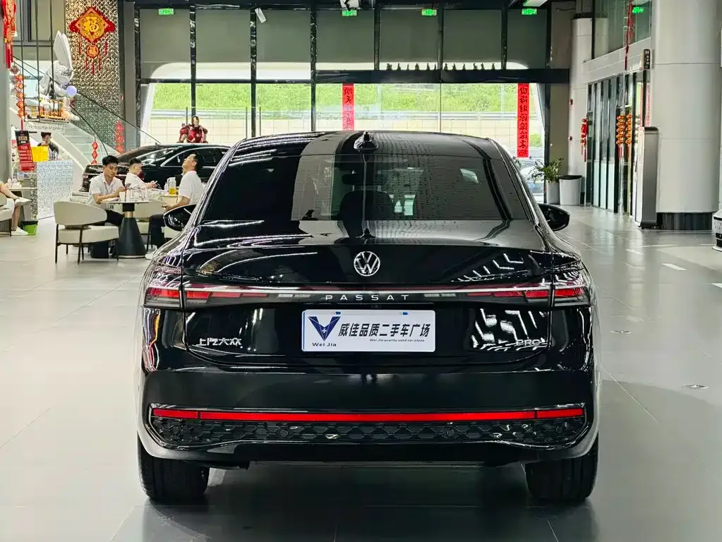 Volkswagen Passat — фото 6