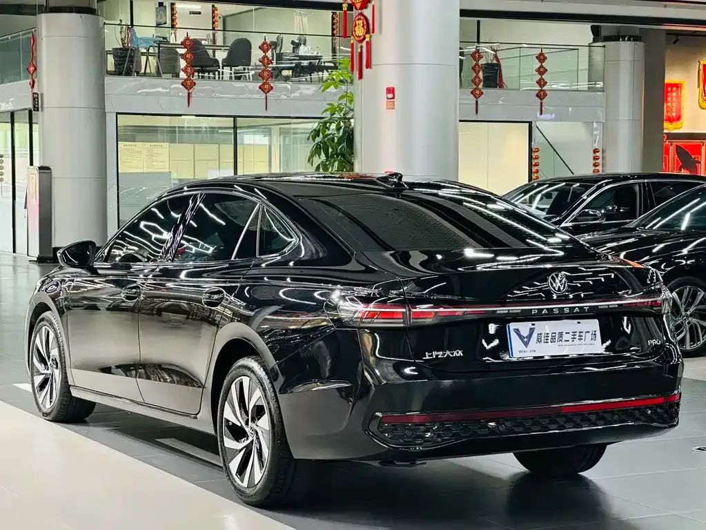 Volkswagen Passat — фото 5