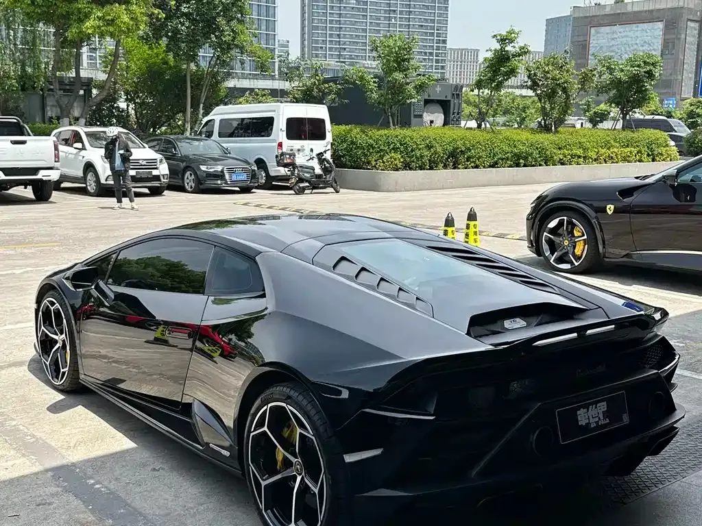 Lamborghini Huracan — фото 4