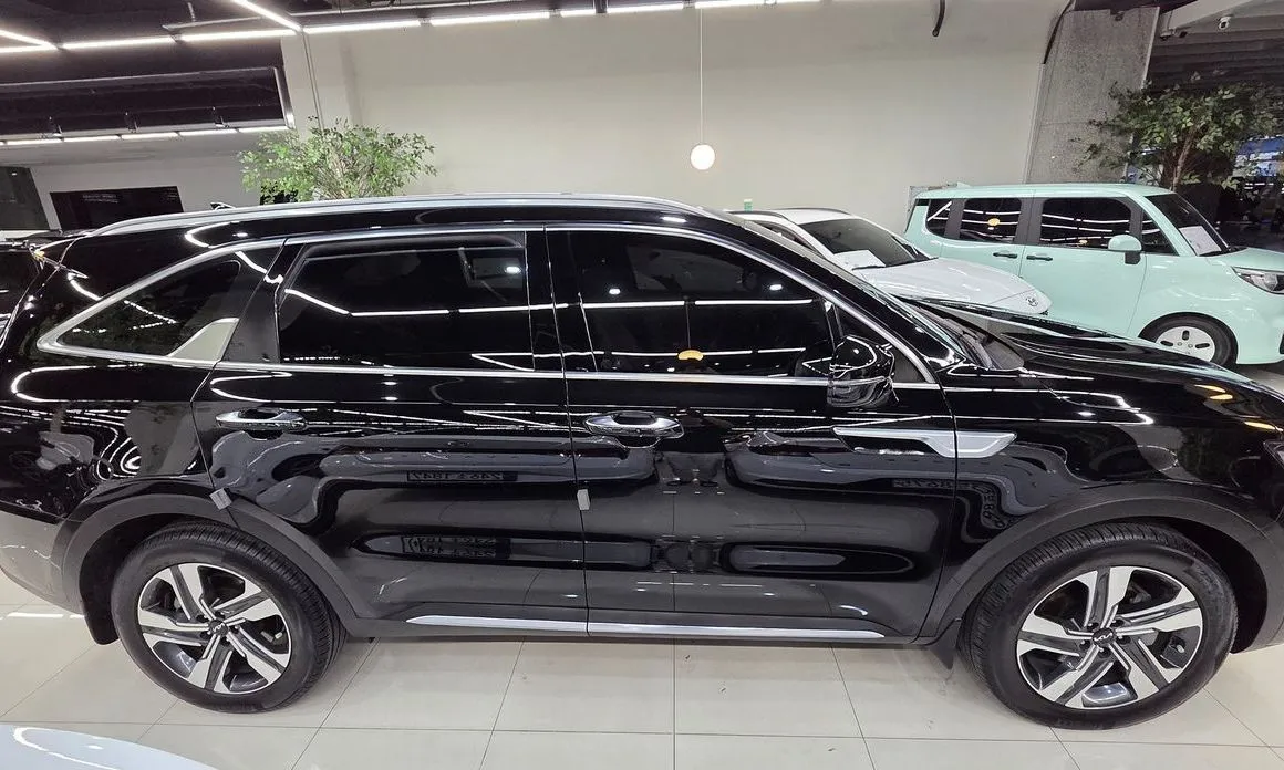 Kia Sorento — фото 5