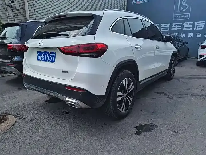 Mercedes-Benz GLA — фото 6