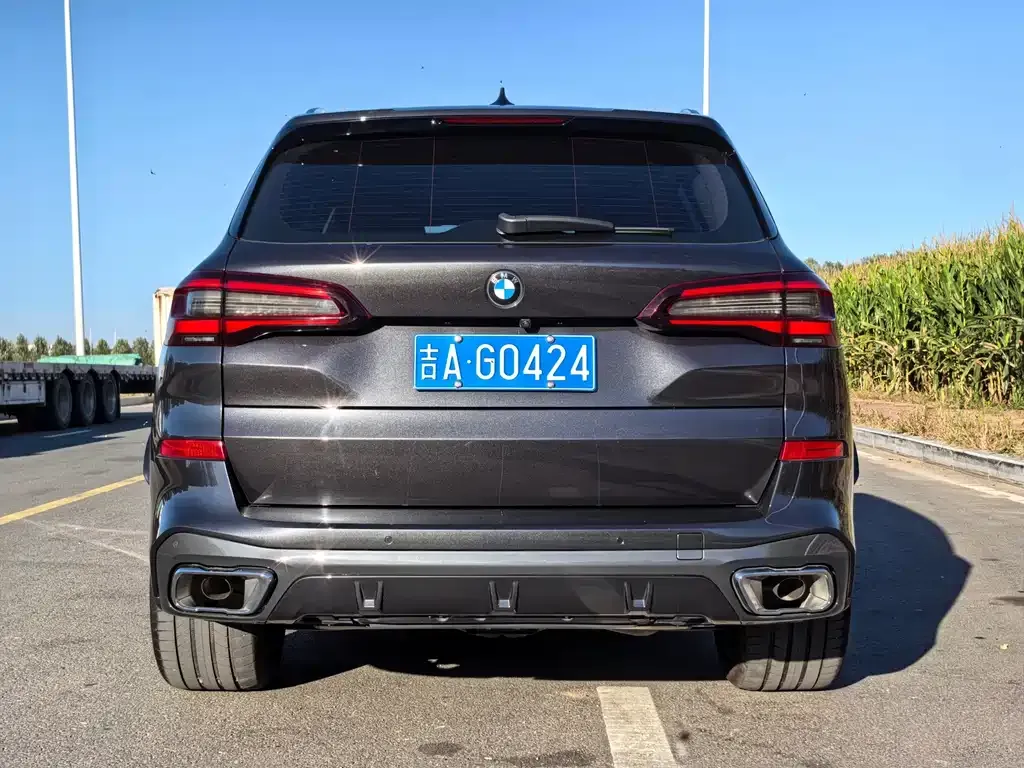 BMW X5 — фото 9