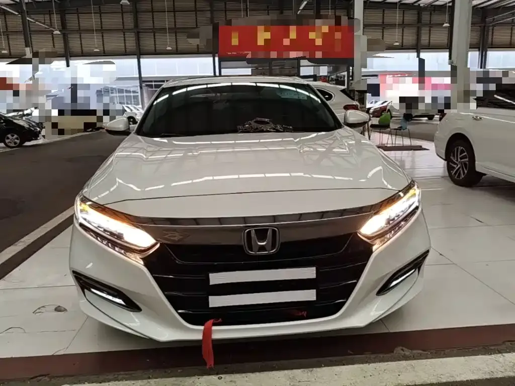 Honda Accord — фото 5