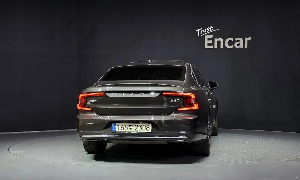 Volvo S90 — фото 3
